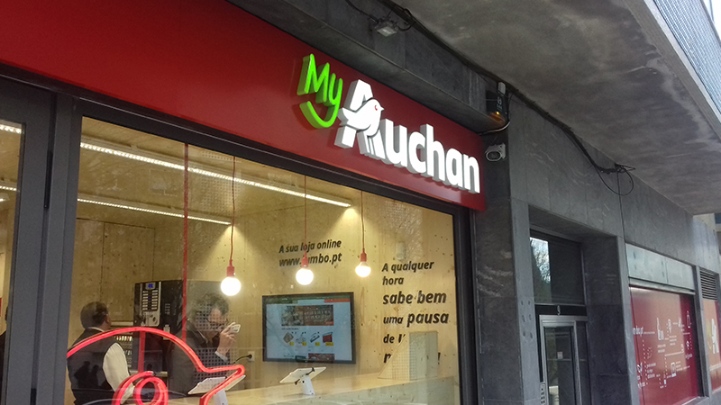 My Auchan de Campolide, Queluz e Graça equipados com tecnologia Gateway