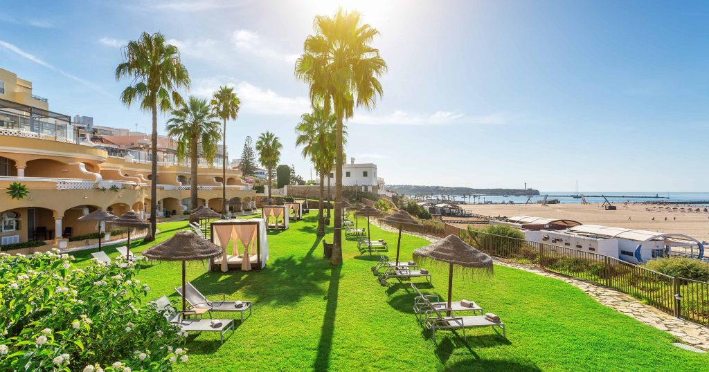 AP Oriental Beach
