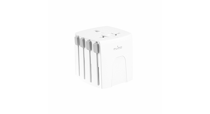 Puro com nova linha de adaptadores de corrente