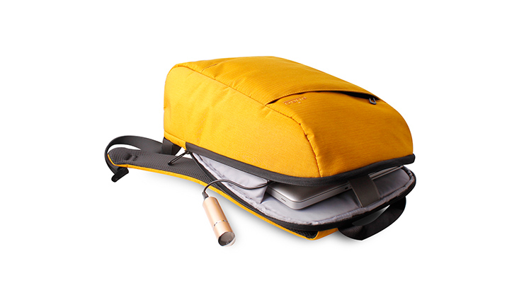 Puro reforça coleção de mochilas inteligentes
