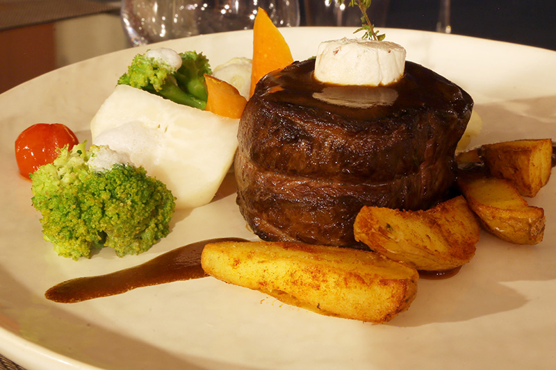 Tago's | Food Experience - Carnes